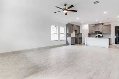 605 Parrino Parkway, Princeton, TX 75407 - Photo 11