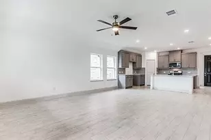 605 Parrino pkwy, Princeton, TX 75407 - Photo 11
