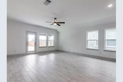 605 Parrino Parkway, Princeton, TX 75407 - Photo 15