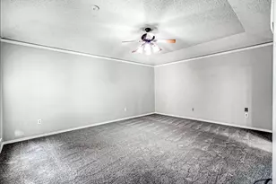 2110 Emerald Lake Dr, Arlington, TX 76013 - Photo 21