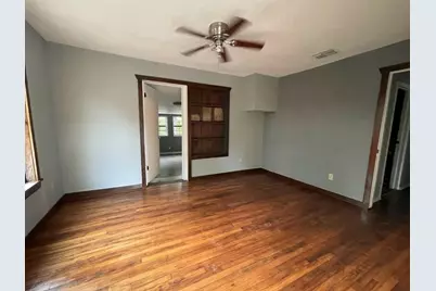 905 E Hook, Stephenville, TX 76401 - Photo 5