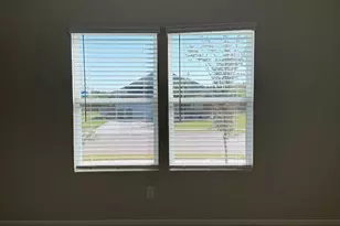 529 Jameson St, Springtown, TX 76082 - Photo 7