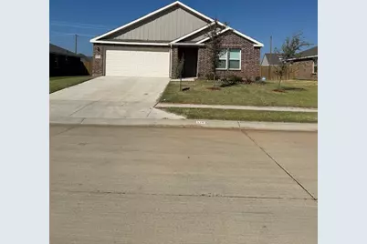529 Jameson Street, Springtown, TX 76082 - Photo 1
