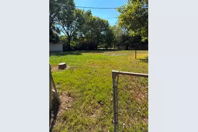 3010 41st Street SE, Paris, TX 75462 - Photo 9