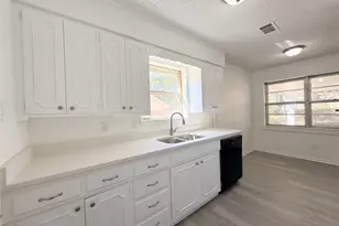 905 Seymore Cir, Denison, TX 75020 - Photo 7