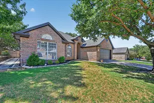 2720 Windstone Way, Corinth, TX 76210 - Photo 3