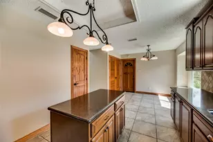 1307 E Branch Hollow Dr, Carrollton, TX 75007 - Photo 9