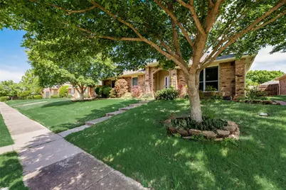 1307 E Branch Hollow Drive, Carrollton, TX 75007 - Photo 3