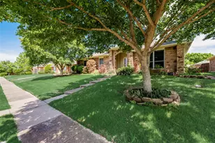 1307 E Branch Hollow Dr, Carrollton, TX 75007 - Photo 3