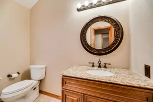 1307 E Branch Hollow Dr, Carrollton, TX 75007 - Photo 17