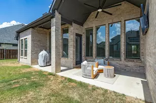 1901 Rockwood Ln, Mansfield, TX 76063 - Photo 35