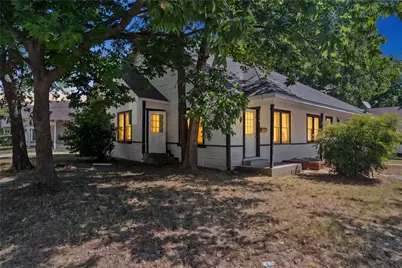 1410 Sycamore #1, Commerce, TX 75428 - Photo 19