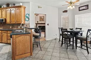 1607 N Park Dr, Bowie, TX 76230 - Photo 13
