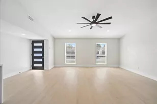 11615 Featherbrook Dr, Dallas, TX 75228 - Photo 9