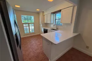 9229 Highedge Cir, Dallas, TX 75238 - Photo 9