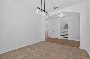 401 Eureka Ct, Burleson, TX 76028 - Photo 7