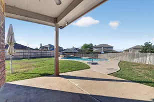 401 Eureka Ct, Burleson, TX 76028 - Photo 39
