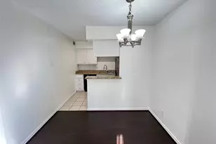 4044 Buena Vista St, Dallas, TX 75204 - Photo 11