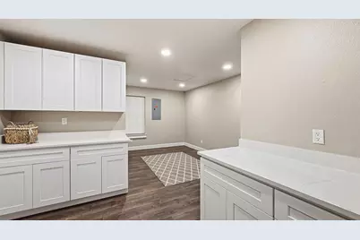 1004 Lakeview Drive, Joshua, TX 76058 - Photo 13