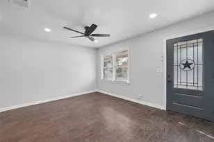 2333 Bird St, Fort Worth, TX 76111 - Photo 9