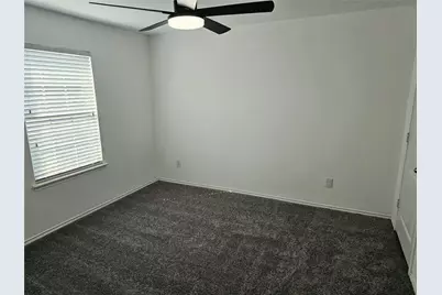 1412 Meadow Creek Drive, Princeton, TX 75407 - Photo 5