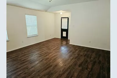 1412 Meadow Creek Drive, Princeton, TX 75407 - Photo 11
