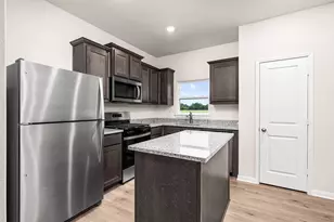 129 N Is Dr, Terrell, TX 75160 - Photo 5