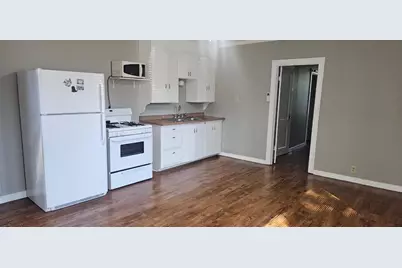 2615 N Elm Street, Denton, TX 76201 - Photo 31