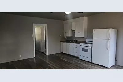 2615 N Elm Street, Denton, TX 76201 - Photo 23