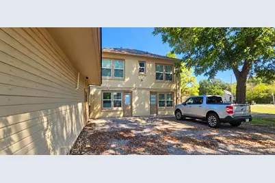 2615 N Elm Street, Denton, TX 76201 - Photo 5
