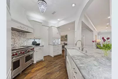 5718 Trail Meadow Drive, Dallas, TX 75230 - Photo 11