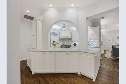 5718 Trail Meadow Drive, Dallas, TX 75230 - Photo 9
