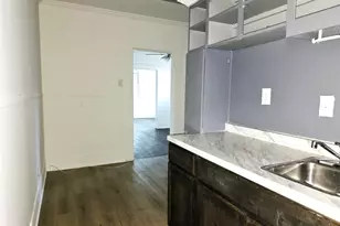 630 N Ewing Ave, Dallas, TX 75203 - Photo 9