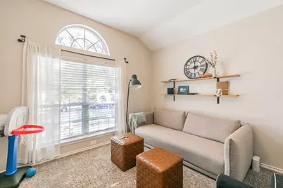 5009 Bedfordshire Drive, Fort Worth, TX 76135 - Photo 3