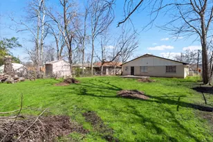 605 N Florence St, Grand Saline, TX 75140 - Photo 19