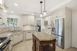 17415 Marianne Cir, Dallas, TX 75252 - Photo 15