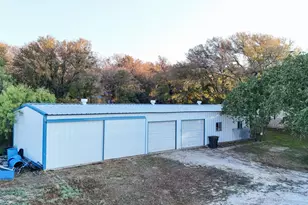 355 Carmen St, Reno, TX 76020 - Photo 31