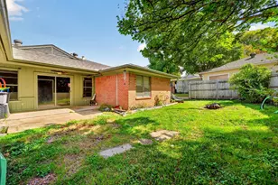 8150 Hunnicut Rd, Dallas, TX 75228 - Photo 37