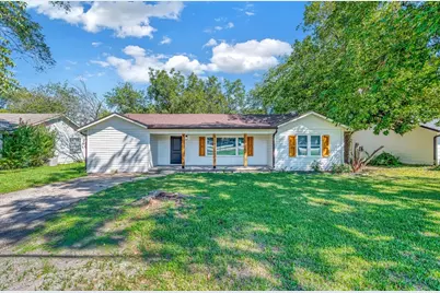 903 E Avenue C, Valley Mills, TX 76689 - Photo 1