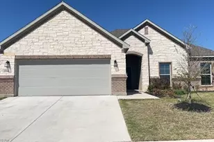 1910 Lake Tahoe Ln, Cleburne, TX 76033 - Photo 1