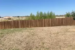 1910 Lake Tahoe Ln, Cleburne, TX 76033 - Photo 21