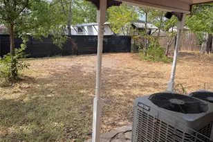 209 Mission St, Glen Rose, TX 76043 - Photo 15