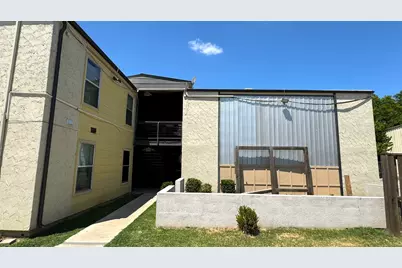 2320 W Prairie Street, Denton, TX 76201 - Photo 5