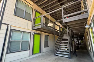 2320 W Prairie St, Denton, TX 76201 - Photo 9