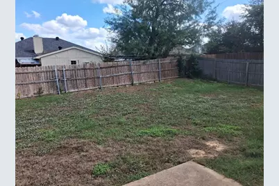 6001 Garden View Drive, Arlington, TX 76018 - Photo 19