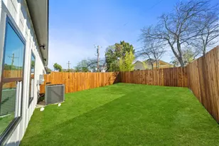 1628 Bessie St, Fort Worth, TX 76104 - Photo 33