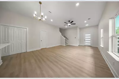 1630 Bessie Street, Fort Worth, TX 76104 - Photo 9