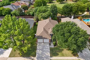 6831 Landing Dr, Grand Prairie, TX 75054 - Photo 19
