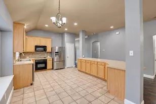 6831 Landing Dr, Grand Prairie, TX 75054 - Photo 7