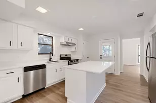 5812 Winding Woods Trail, Dallas, TX 75227 - Photo 13